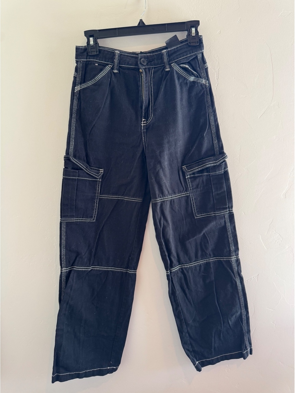 H&M Divided Black Cargo Pants Size 0 Contrast Stitch Y2K Wide Leg